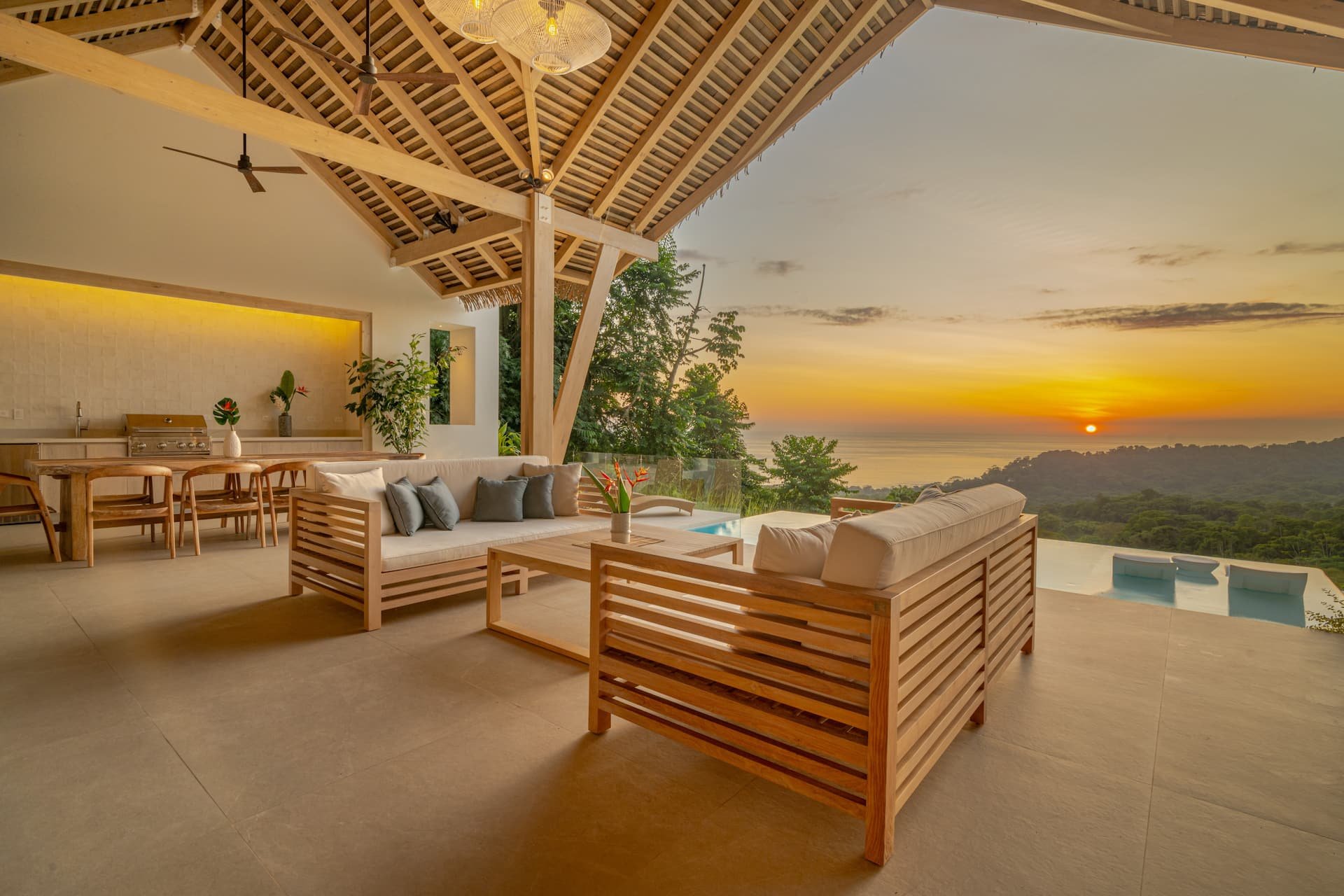 Open living area at Casa Frenchie