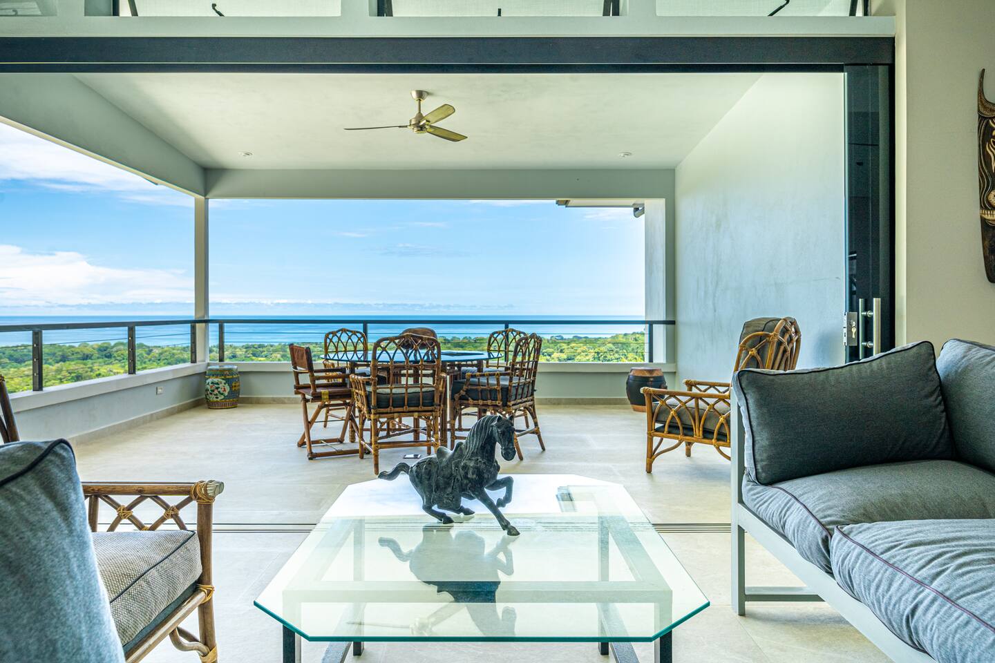 Villa Cielo Azul — The great room with ocean view and wet bar